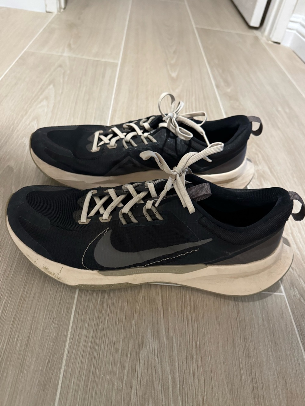 Nike Trail Black and Cream - juniper trail